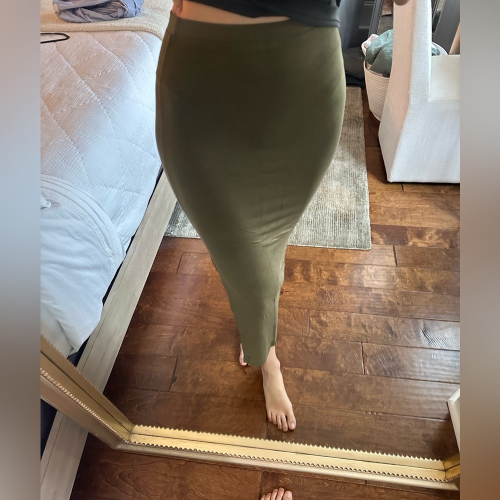 ASOS Olive Green Maxi Skirt - Picture 3 of 6
